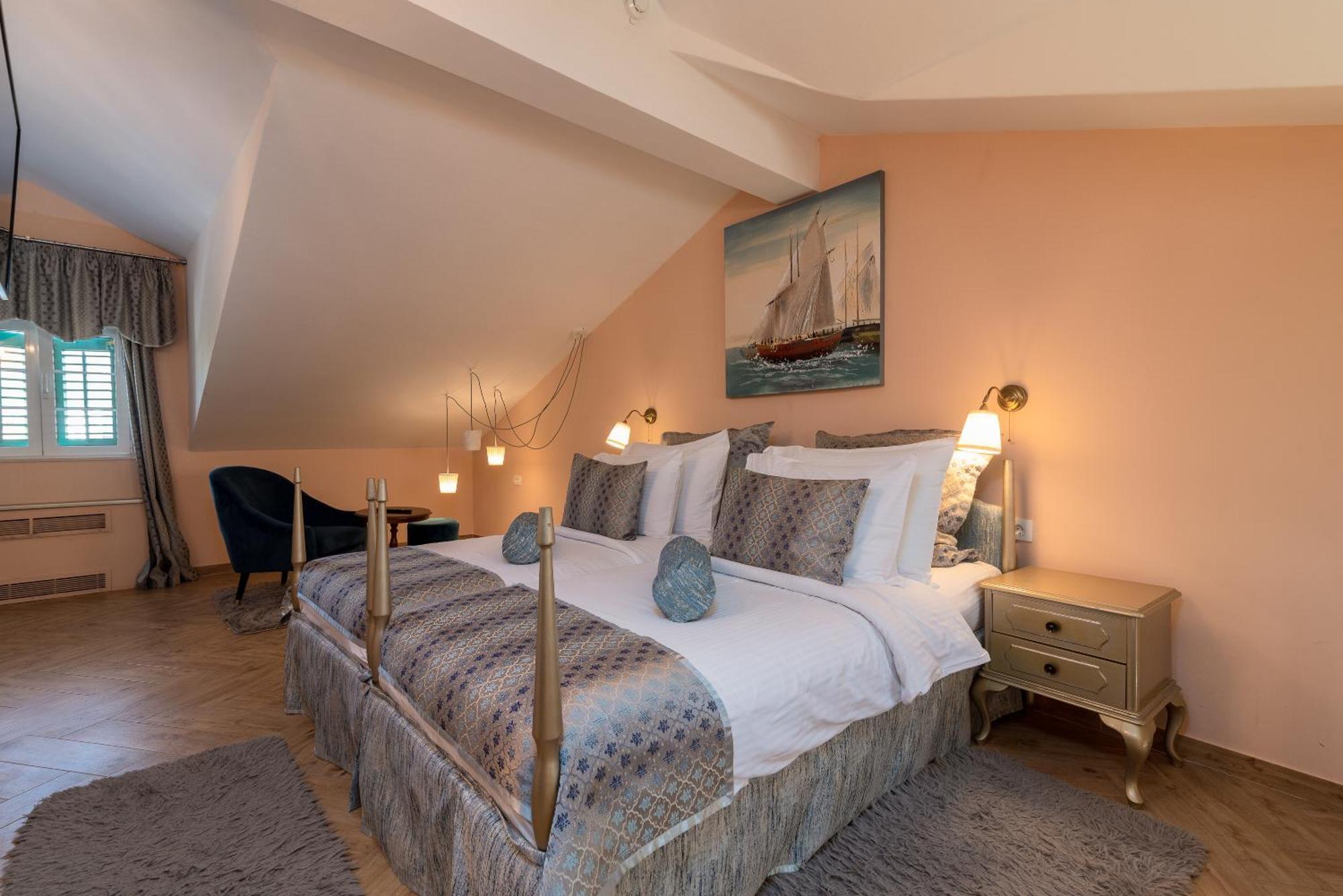 Heritage Hotel Pasike Trogir Exterior foto