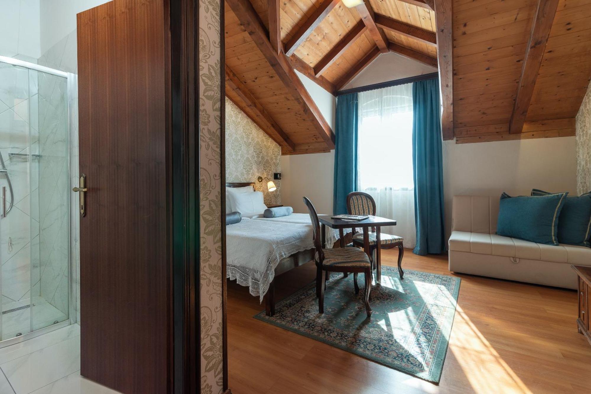 Heritage Hotel Pasike Trogir Exterior foto