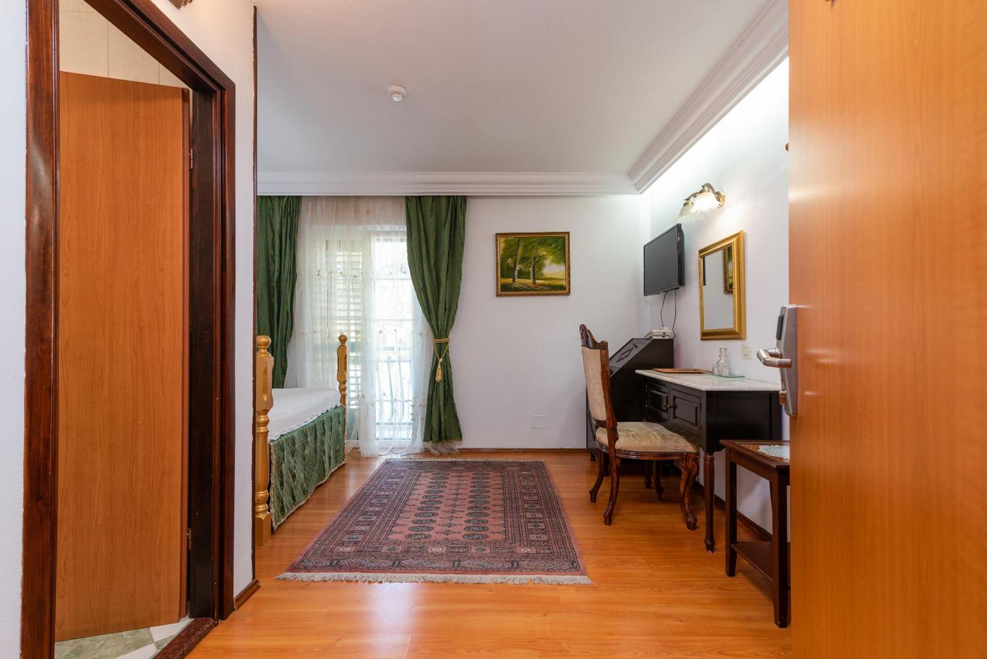 Heritage Hotel Pasike Trogir Exterior foto