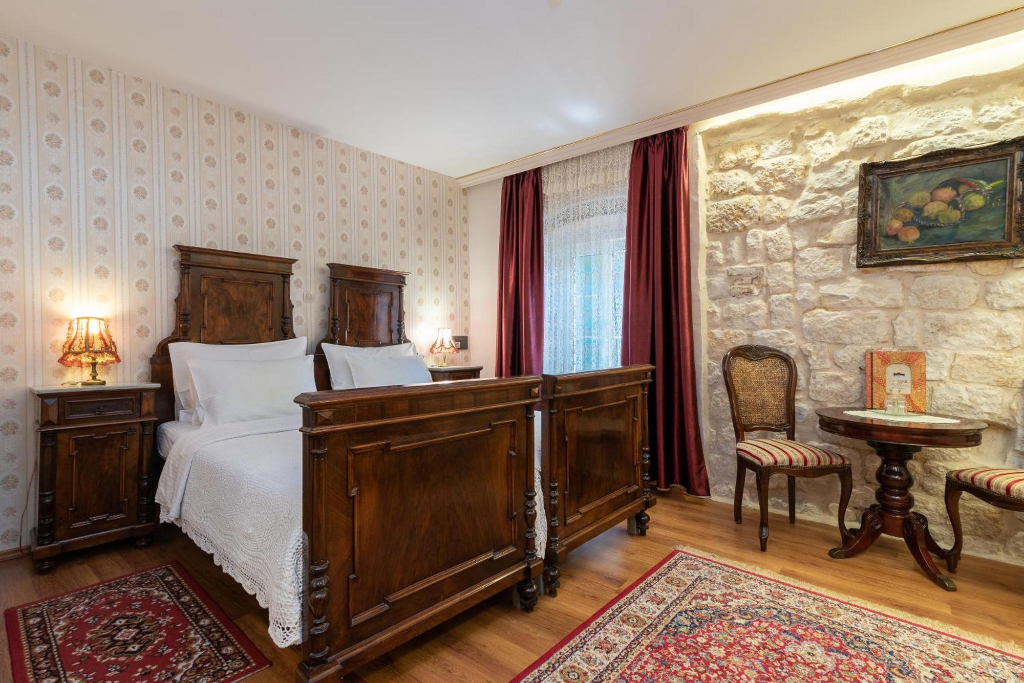 Heritage Hotel Pasike Trogir Exterior foto