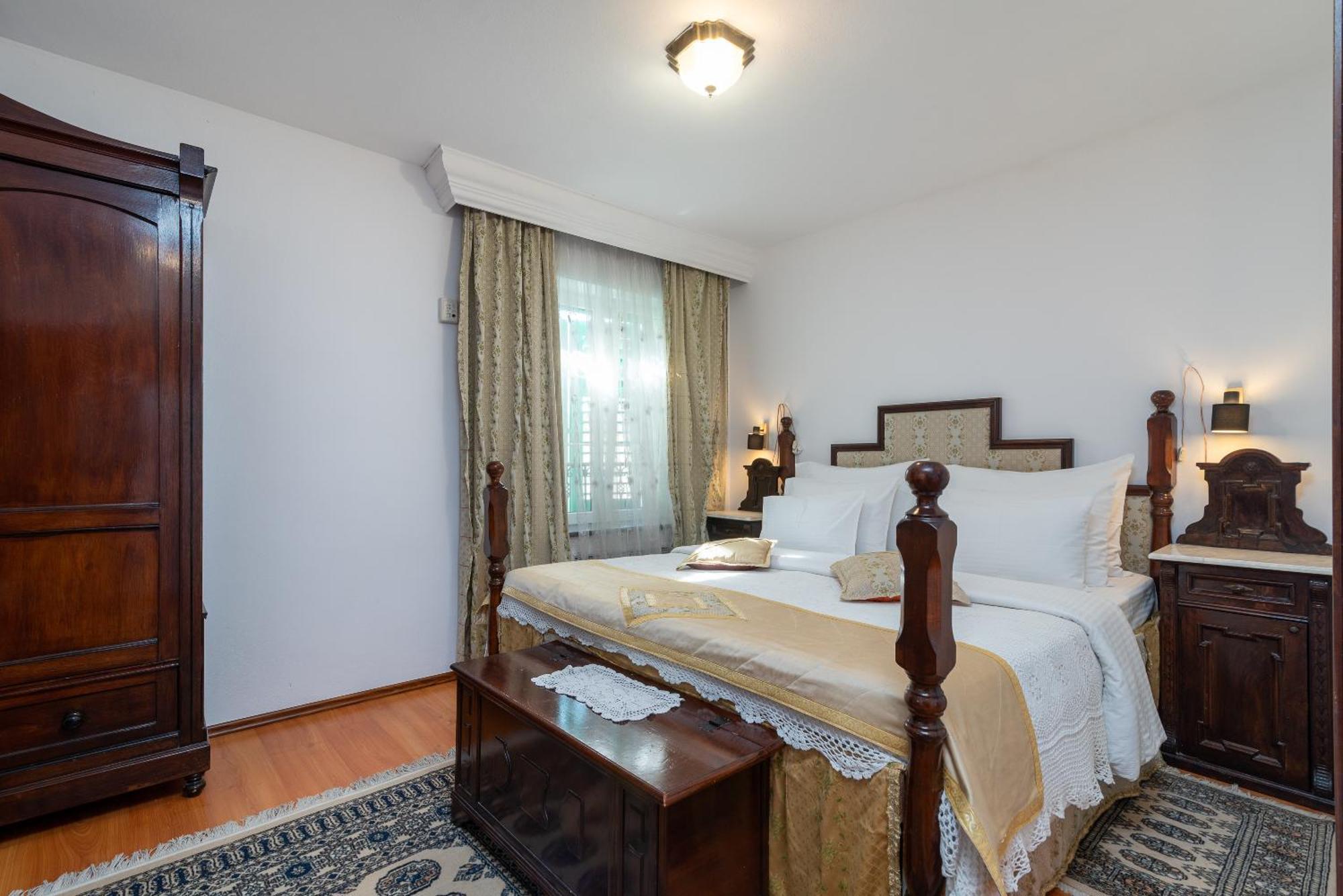 Heritage Hotel Pasike Trogir Exterior foto